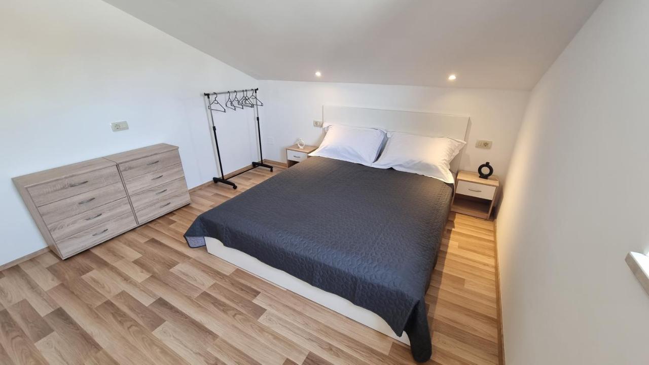 Apartment Olive Fazana Bagian luar foto