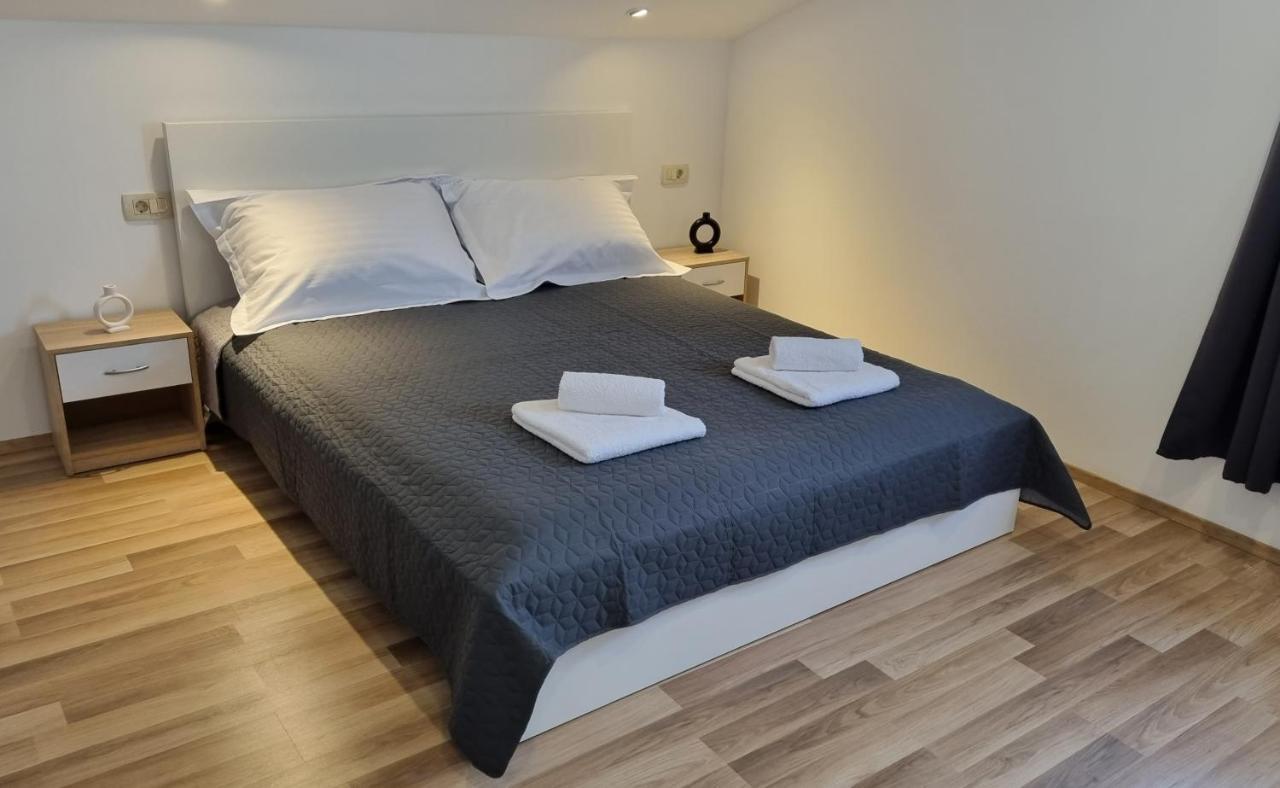Apartment Olive Fazana Bagian luar foto